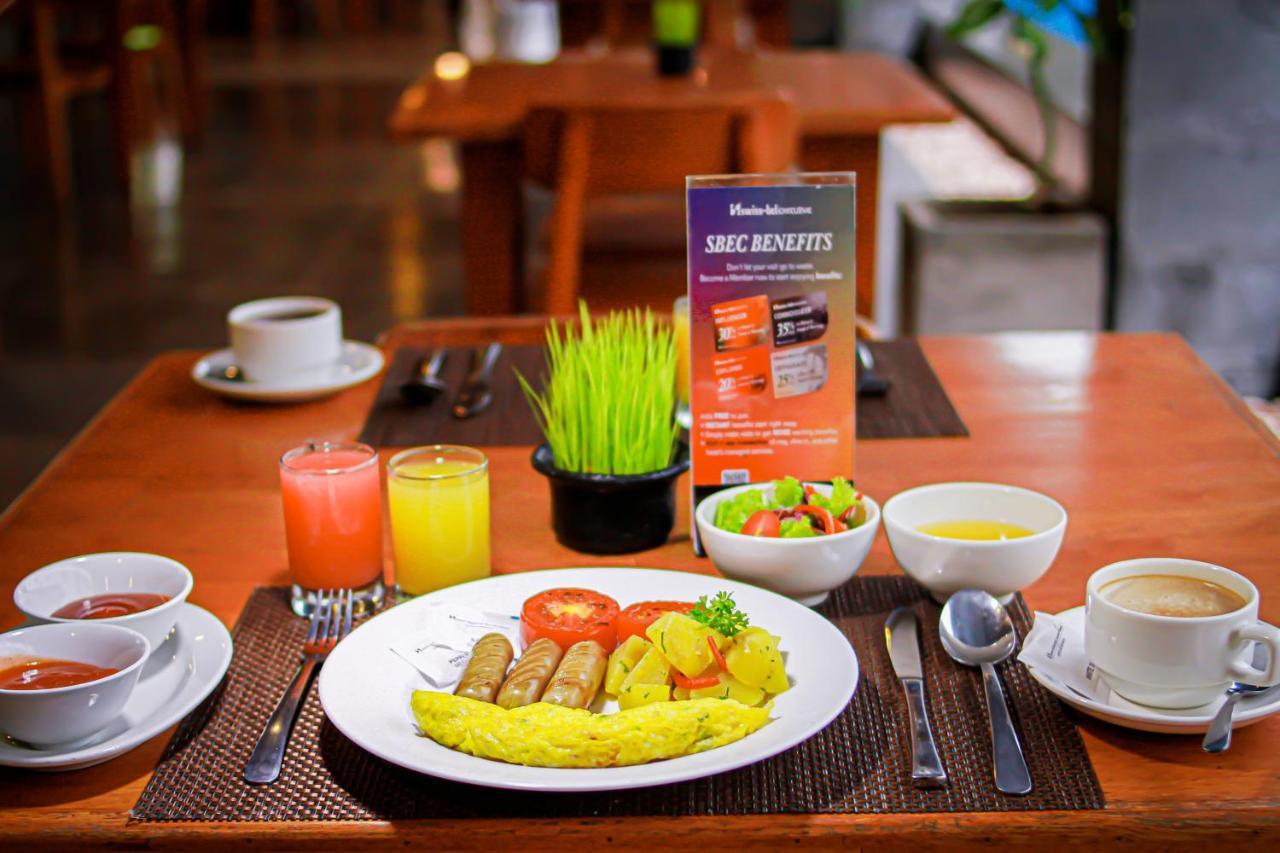 Swiss-belexpress Kuta Hotel 3*