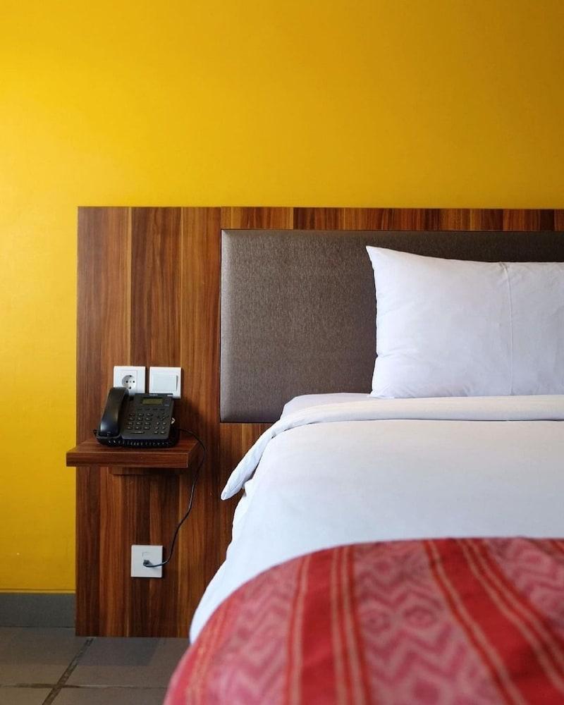 Swiss-belexpress Kuta Hotel 3*